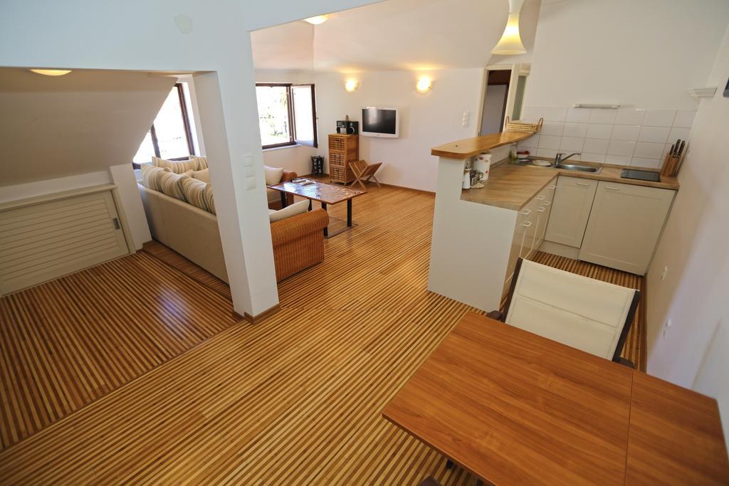 Apartment Plaza Hvar Town Quarto foto