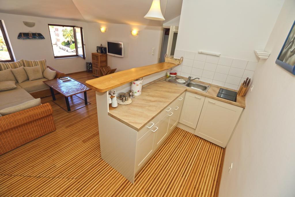 Apartment Plaza Hvar Town Quarto foto